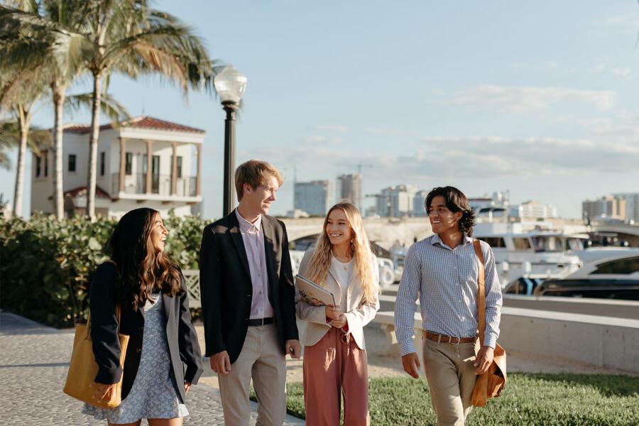 master of business administration mba students walk near the intercoastal waterway in 西<a href='http://ky.077551.com'>推荐全球最大网赌正规平台欢迎您</a>.
